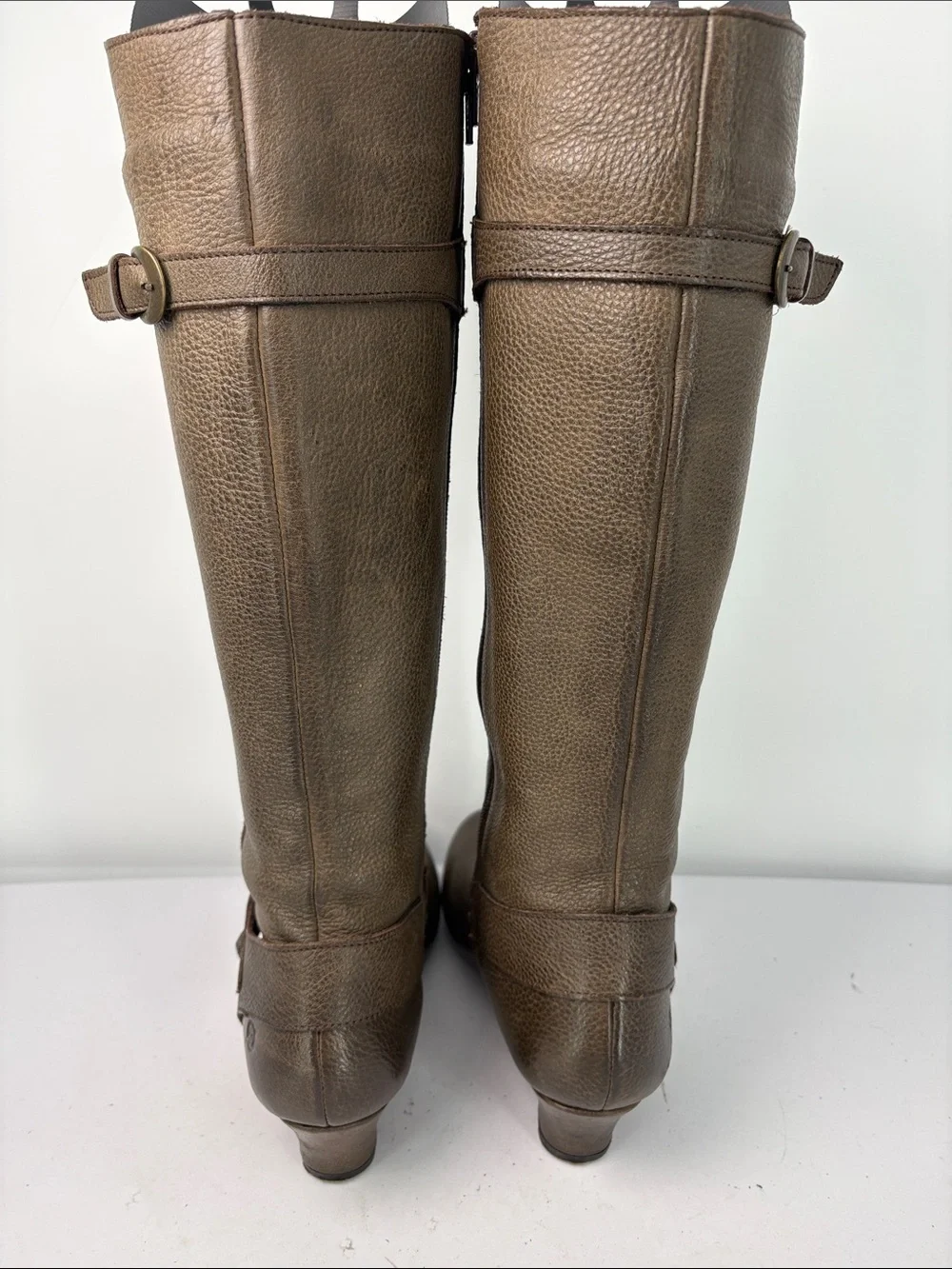 🦊 Born  Brown pebbled, leather tall to-the-Knee Leather Boots